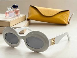 Picture of Loewe Sunglasses _SKUfw48204883fw